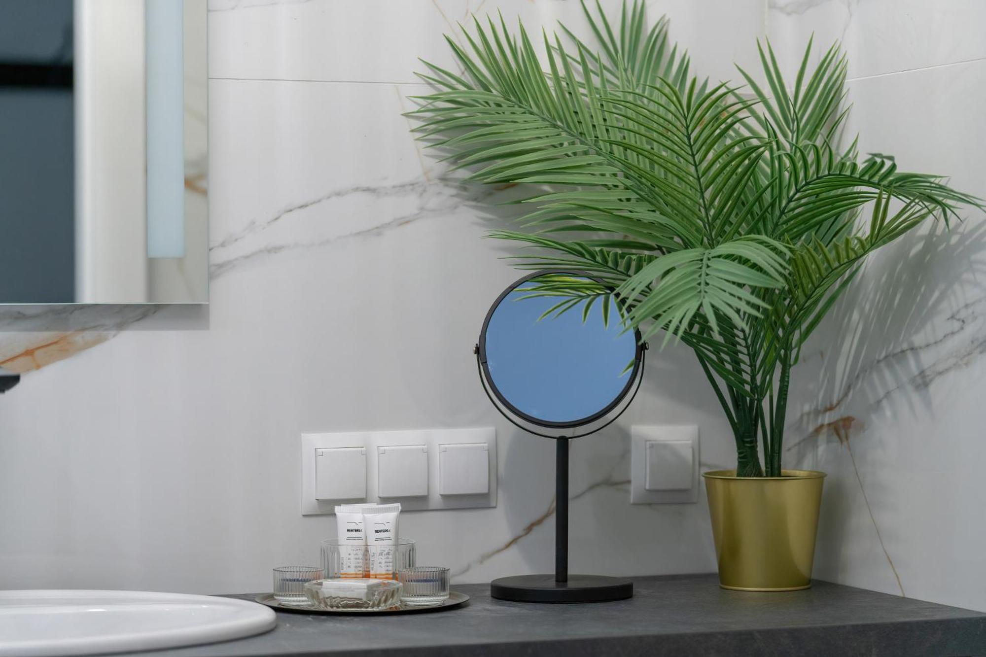 City Center Apartments With Gym & Free Garage Poznan By Noclegi Renters Buitenkant foto