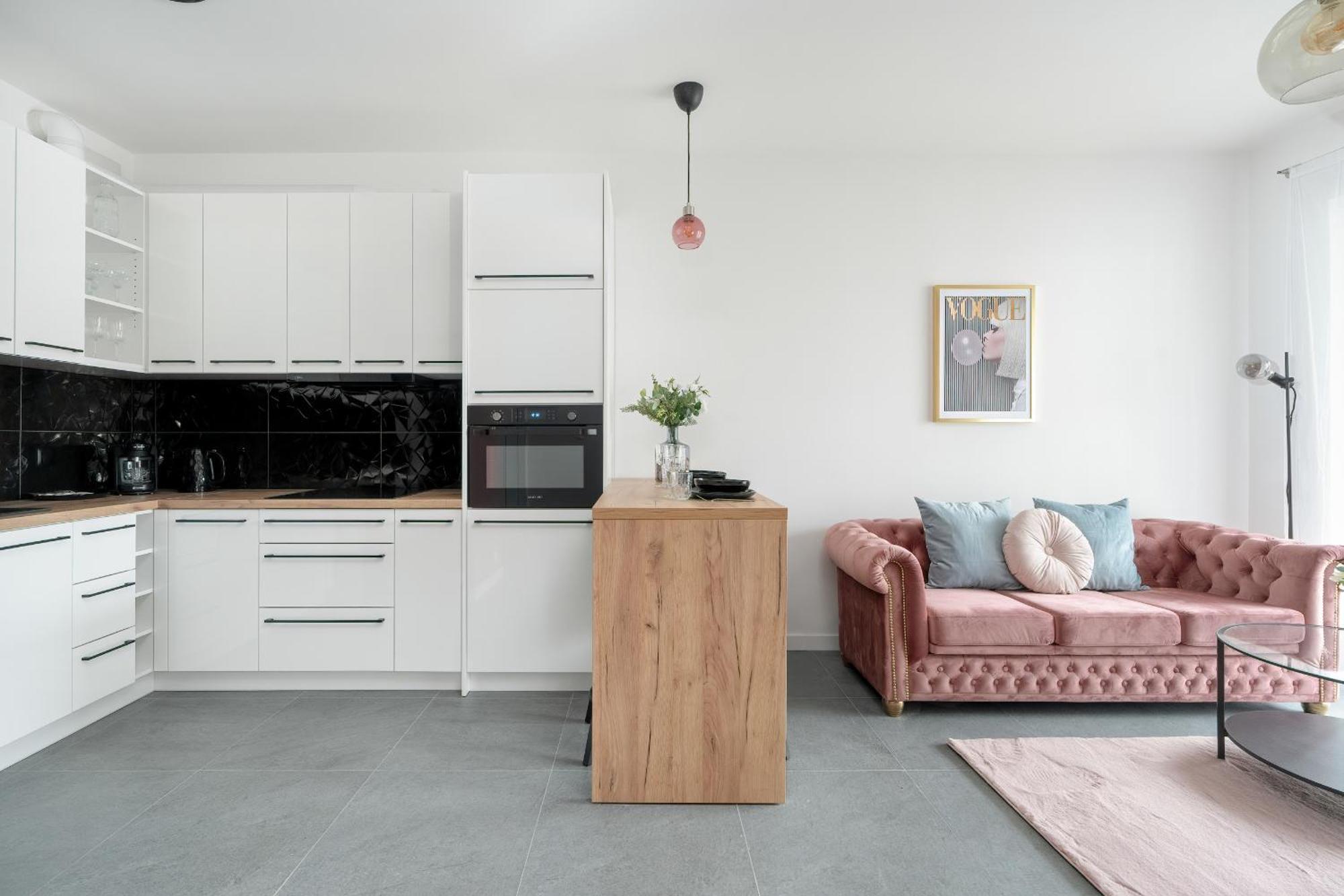 City Center Apartments With Gym & Free Garage Poznan By Noclegi Renters Buitenkant foto